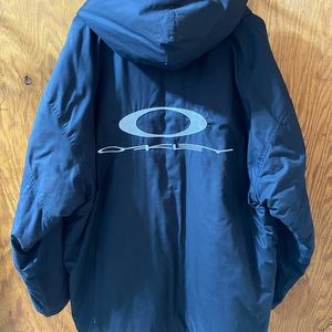 Oakley XL Puffy Black Jacket with Hood